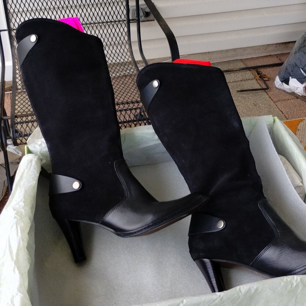 "Ncole" Vintage Black Suede boots - BNIB